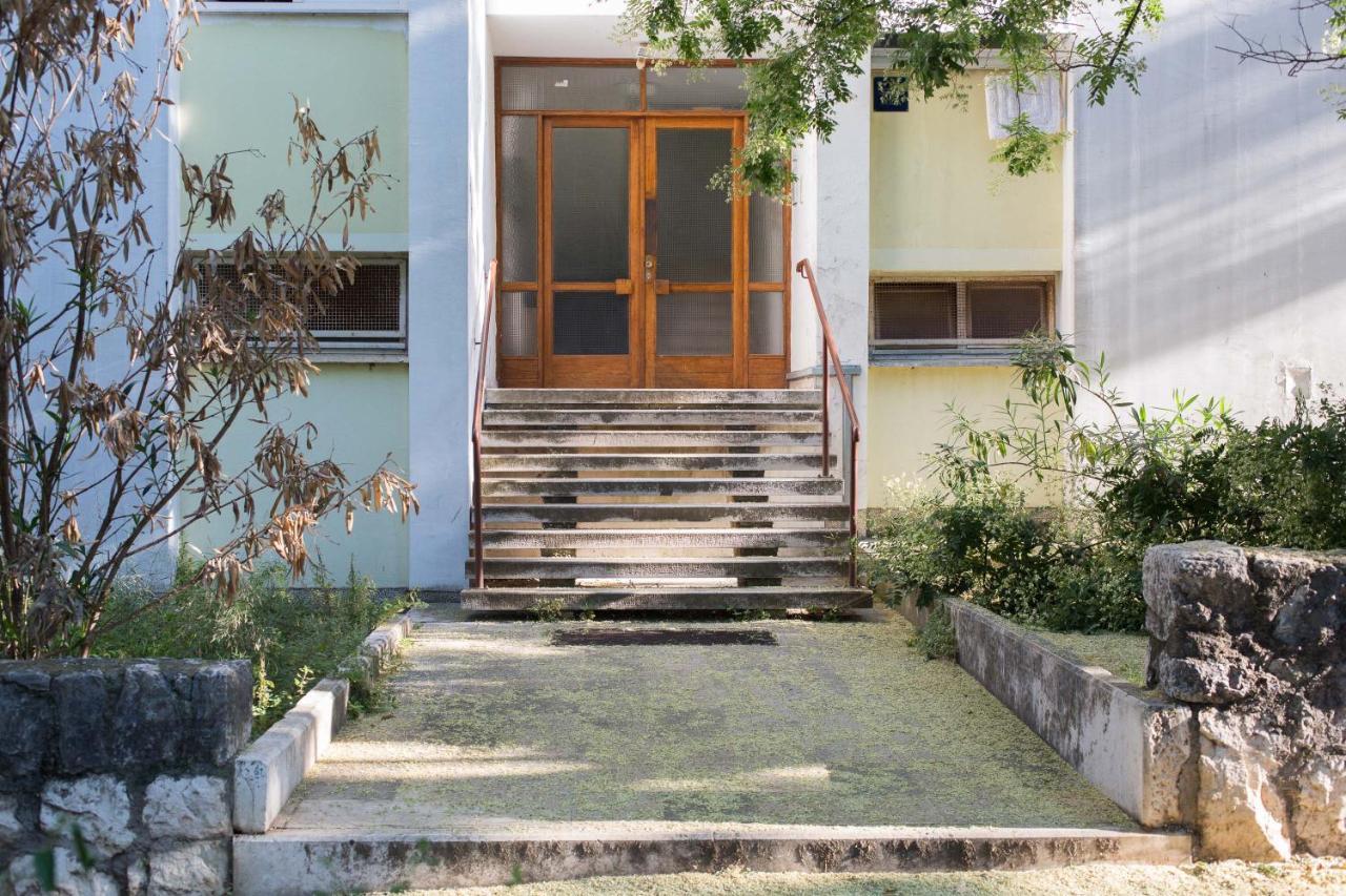 Malena Rooms Split Exterior photo
